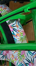 Load image into Gallery viewer, Hawaiian Lei