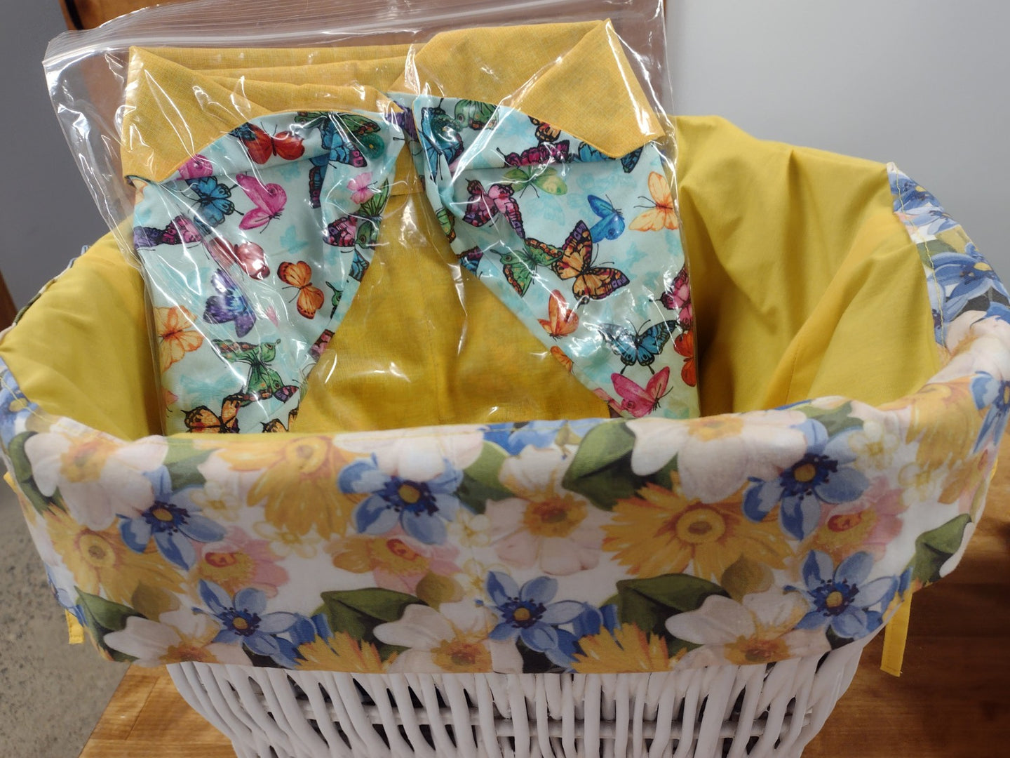 MNKatKraft Basket Liner Group - Butterfly and Flower Themed Liners